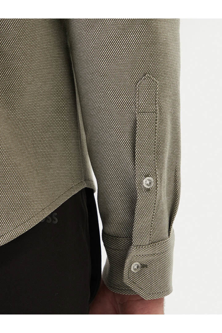 50555946-257_7_4.jpg