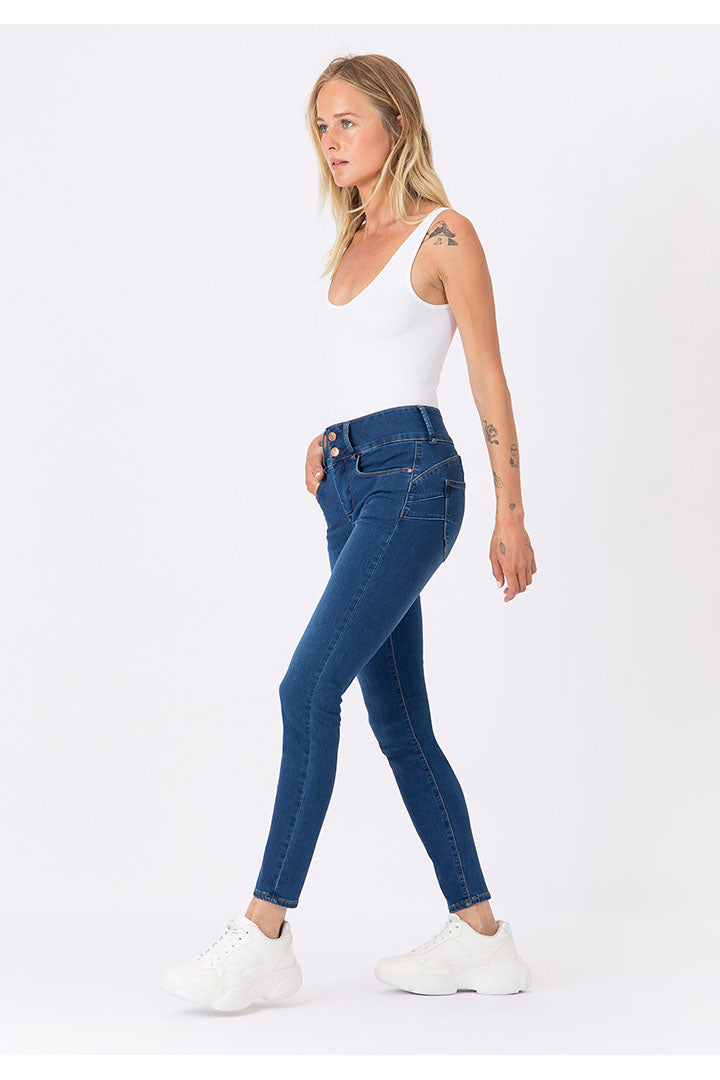10031675-M10_25_1.jpg