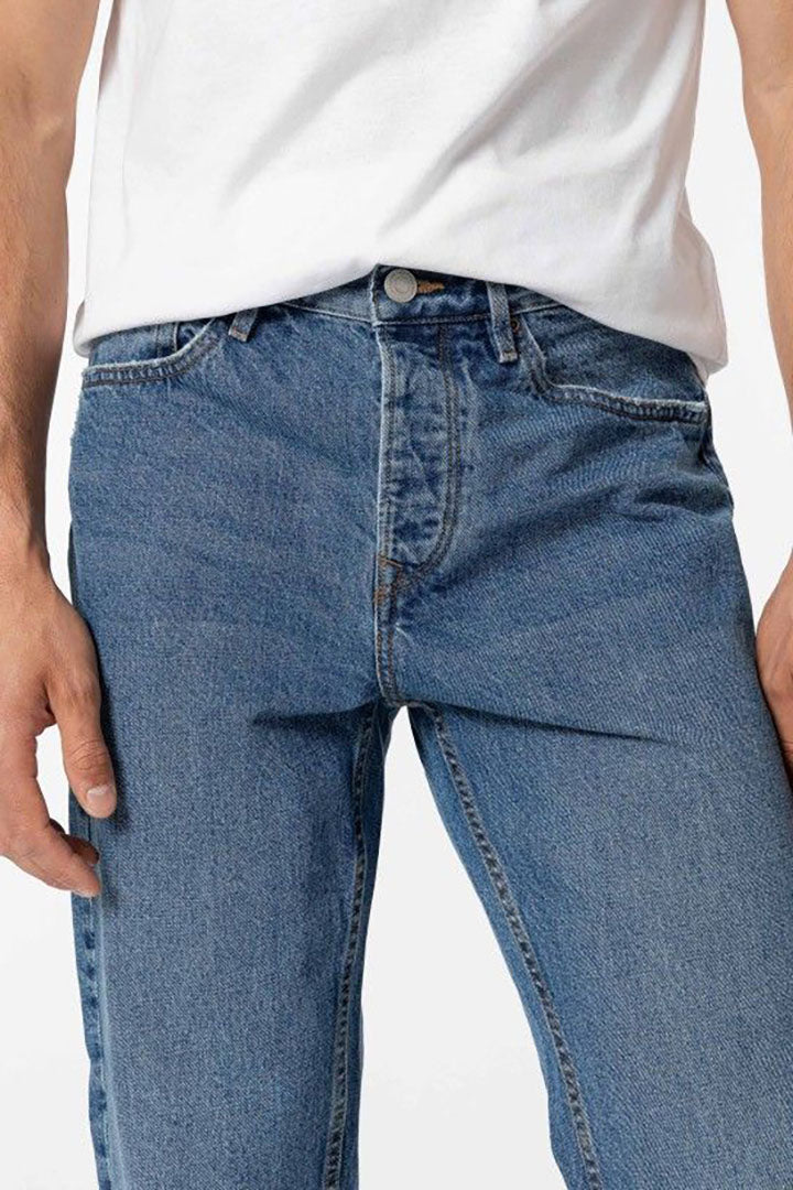 10052339-M10_25_2.jpg