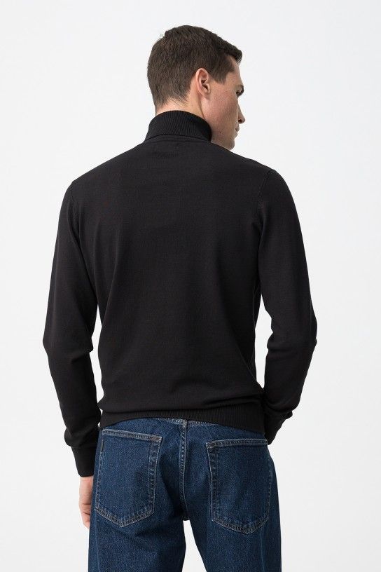 10062030-000_2_2.jpg
