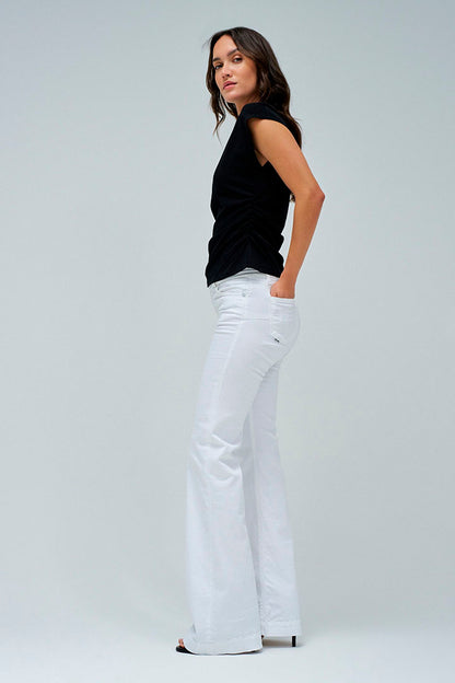 21009487-000_2_1.jpg