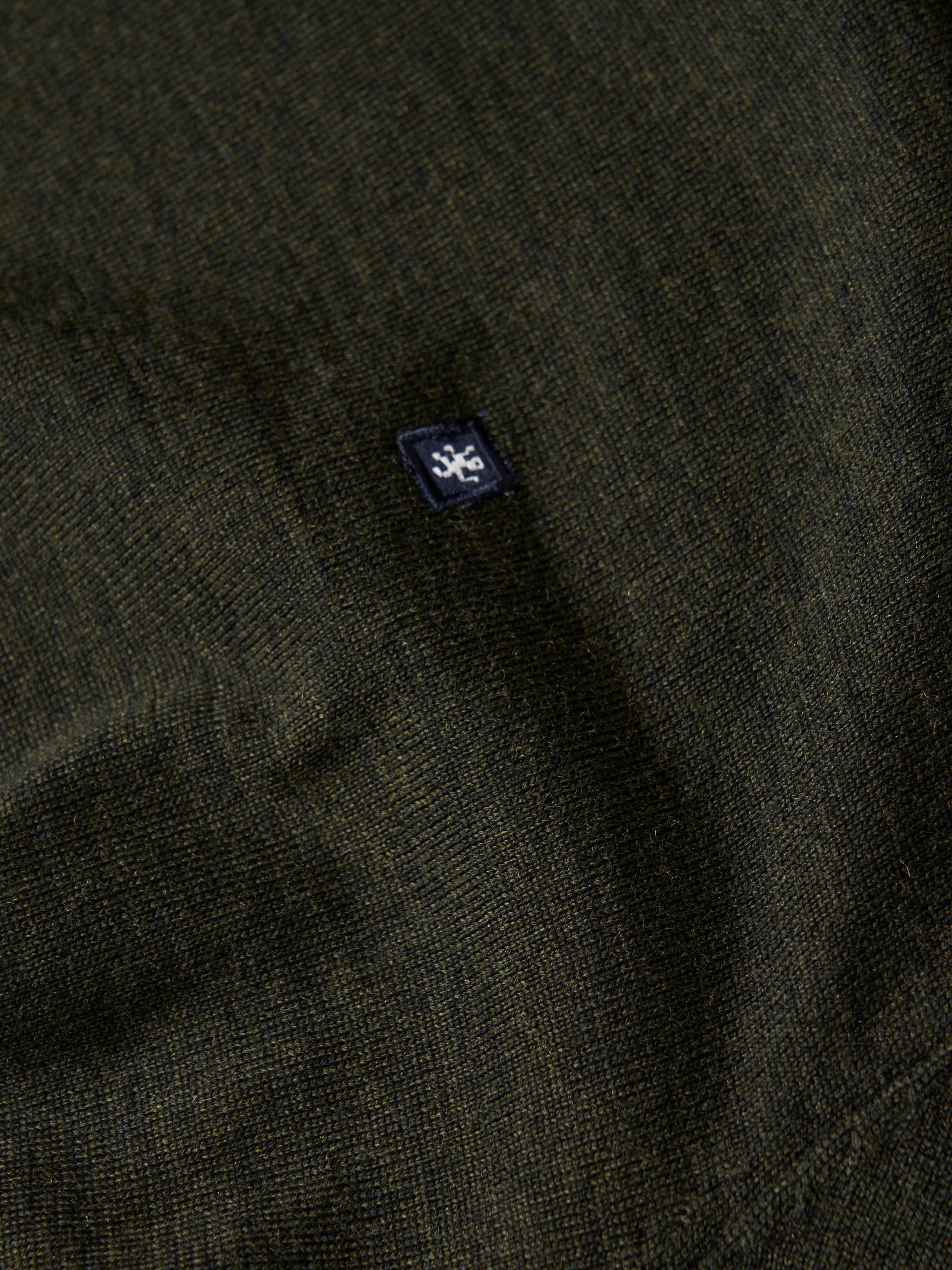LP005451V01-680_1_5.jpg
