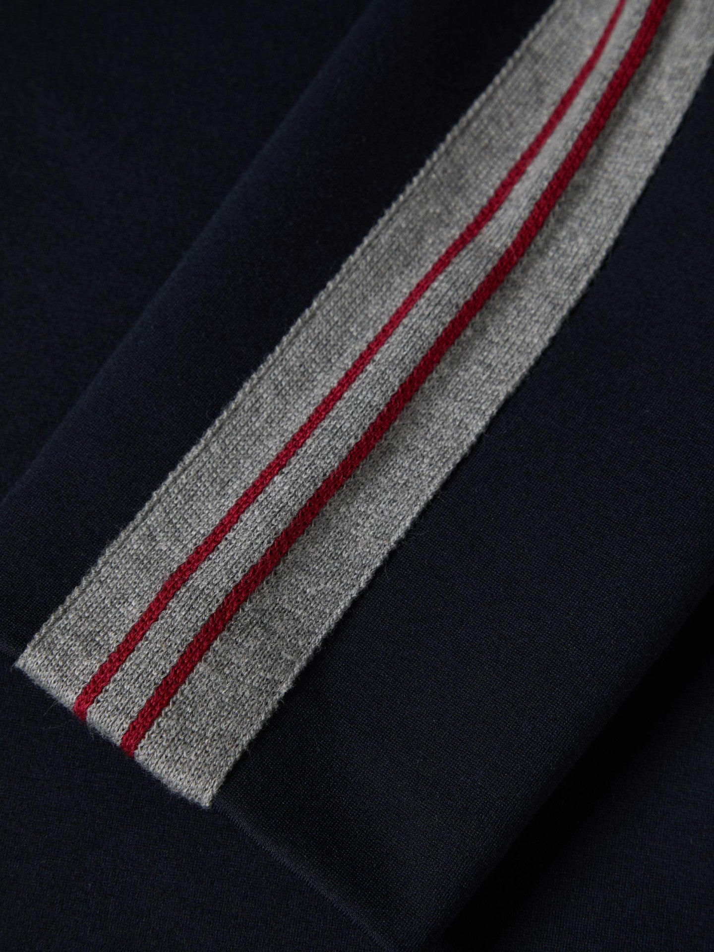 LP008449-599_3_2.jpg