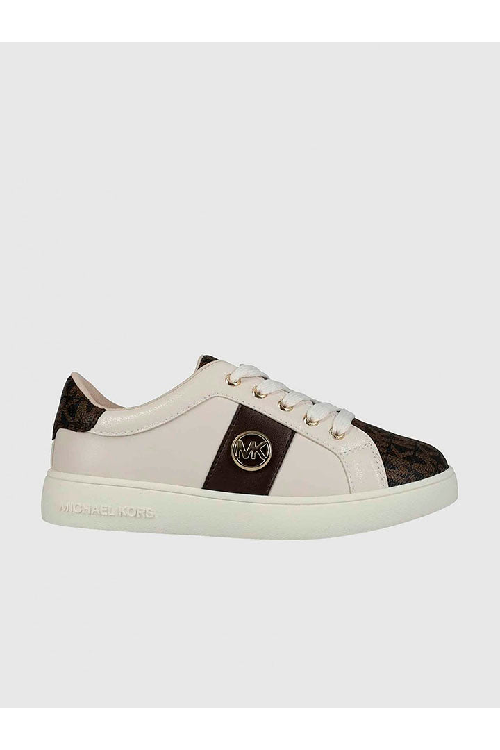 MK03944258_21_0.jpg
