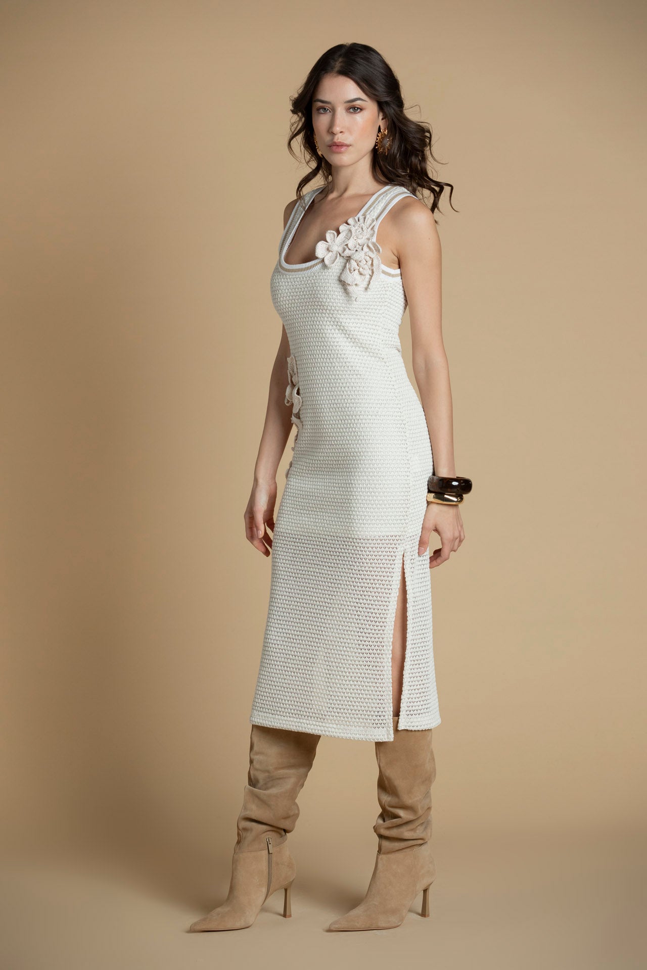 SH2501536A_7_4.jpg